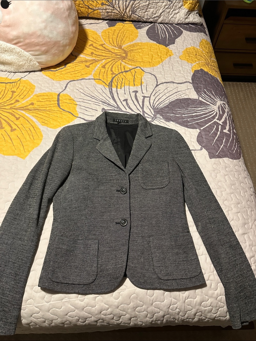 Theory Blazer Size 8